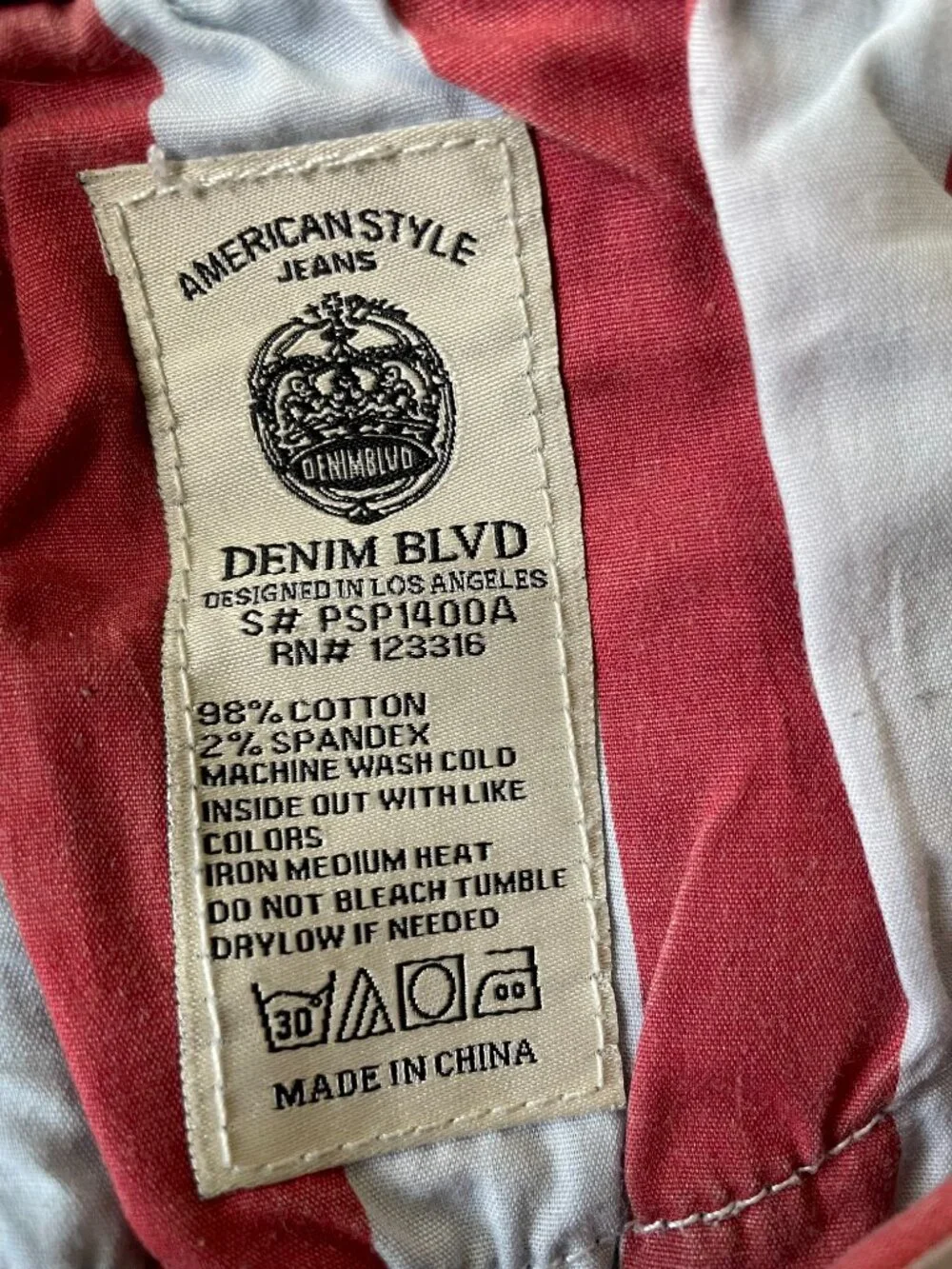Denim blvd. Denim short shorts with pockets